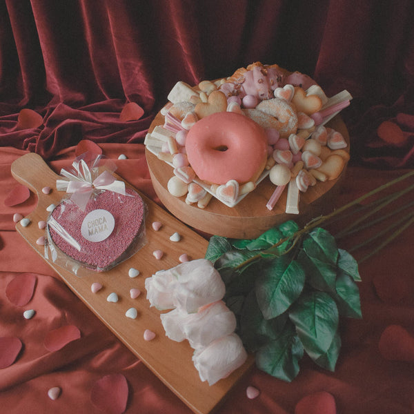The Pink Heart On Dessert Box