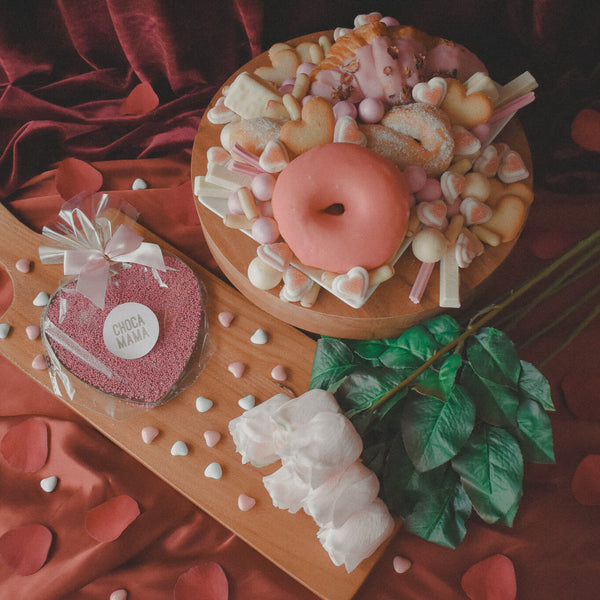 The Pink Heart On Dessert Box