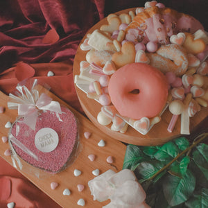 The Pink Heart On Dessert Box