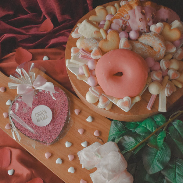 The Pink Heart On Dessert Box