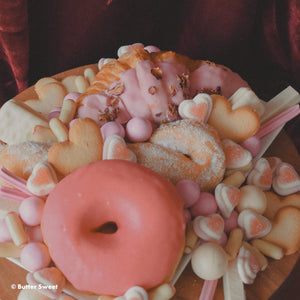 The Pink Heart On Dessert Box