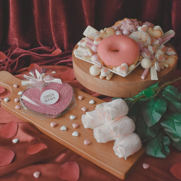 The Pink Heart On Dessert Box