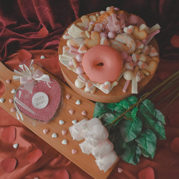 The Pink Heart On Dessert Box