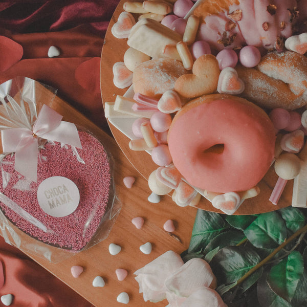 The Pink Heart On Dessert Box