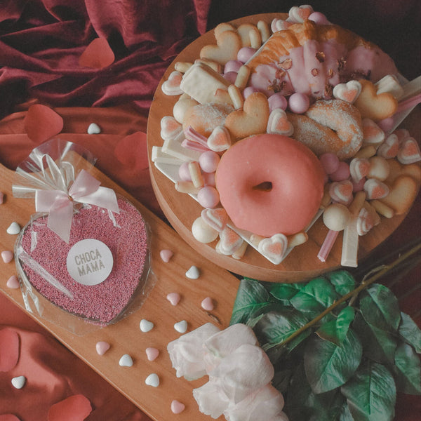 The Pink Heart On Dessert Box