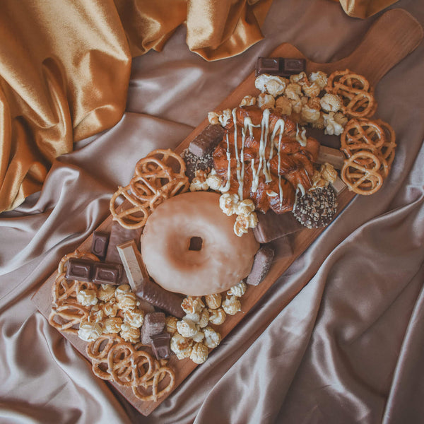 The Caramel Lover Dessert Box