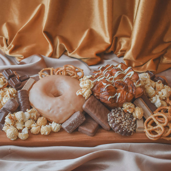 The Caramel Lover Dessert Box