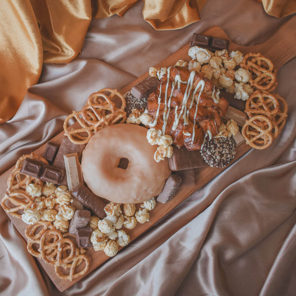 The Caramel Lover Dessert Box