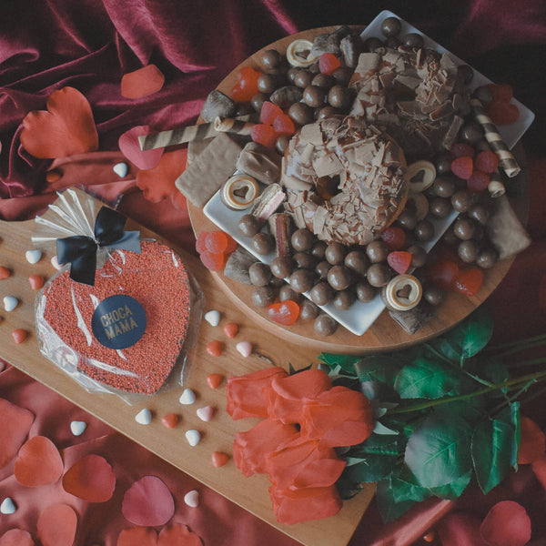 The Red Heart On Dessert Box