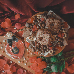 The Red Heart On Dessert Box